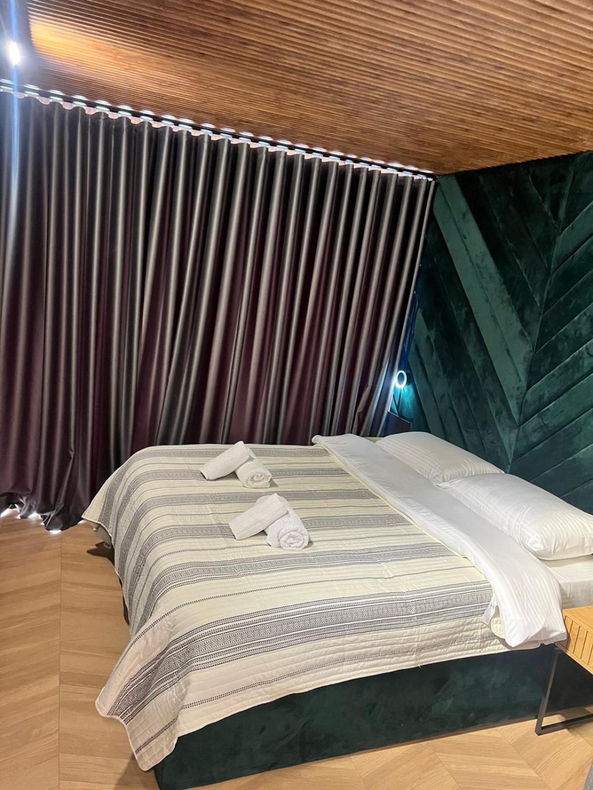 Villa Ujevara E Vogel Theth Exteriör bild