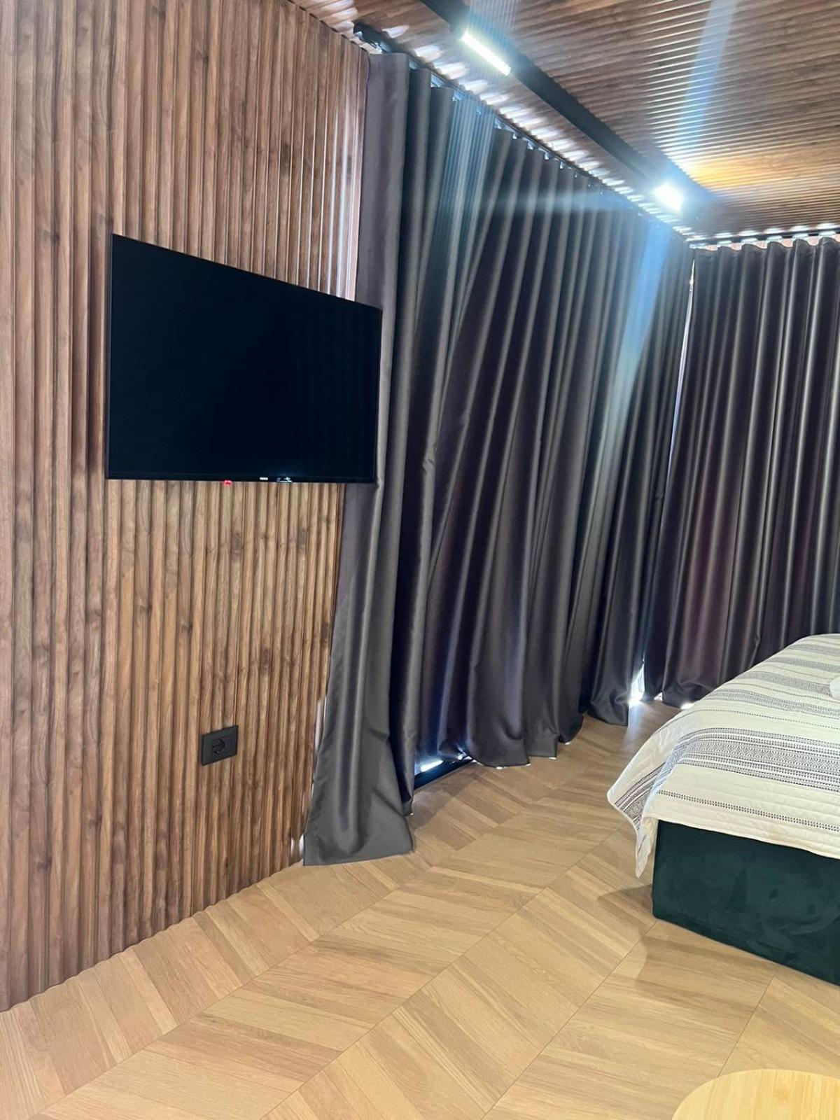 Villa Ujevara E Vogel Theth Exteriör bild