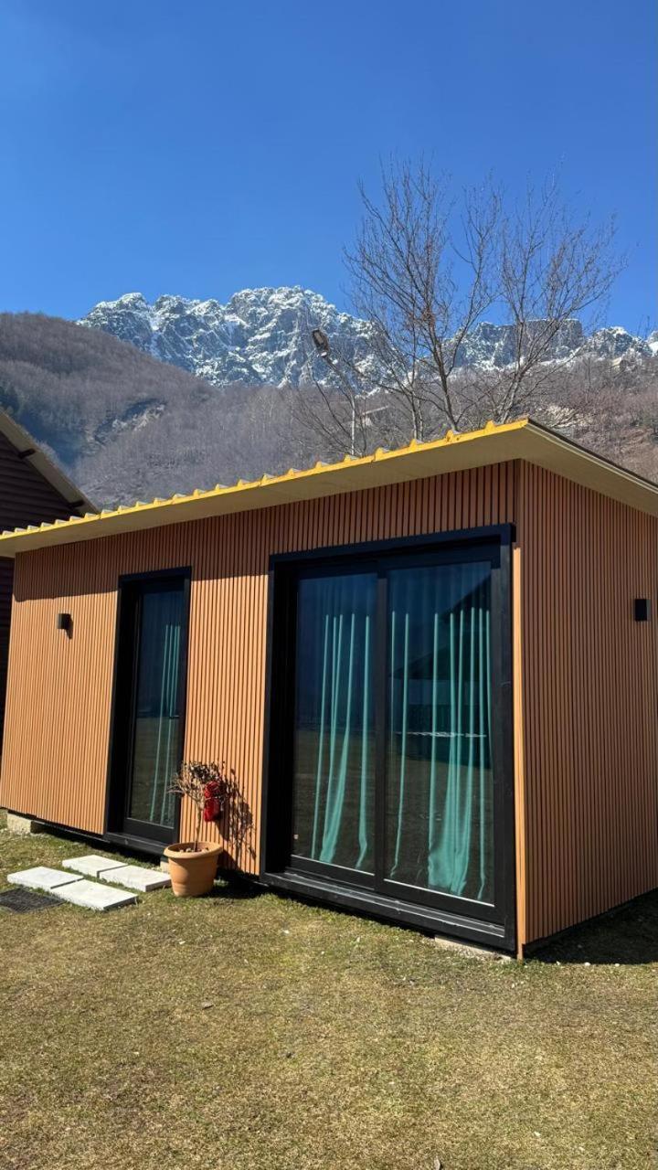 Villa Ujevara E Vogel Theth Exteriör bild